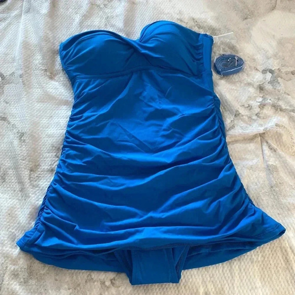 NWOT Jantzen® Solids Vamp One-Piece bathing suit size 6 - Picture 5 of 9